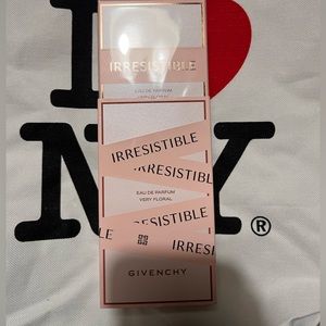 35 ml Givenchy irresistible perfume